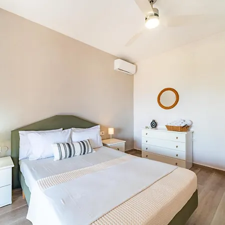 Ferienhaus Tomazos Fay's House *